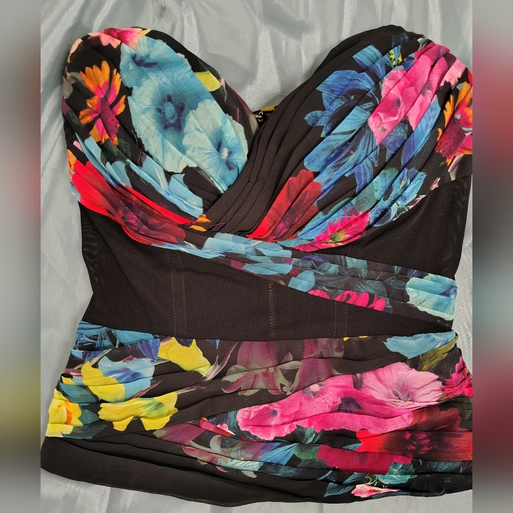 BEBE ❤️ SWEETHEART TWIST ❤️BLACK 🔥 🔥 BUSTIER IN DEEP RICH FLORAL Y2K Size 00